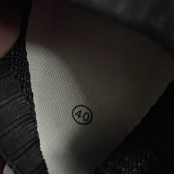 Women’s size 40 black studded pull on shoes - Picture 6 of 6